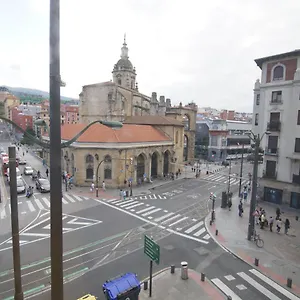 Piso Grande Y Luminoso En El Casco Viejo De Apartment